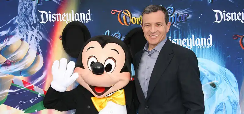 Bob Iger returns as Disney CEO; Bob Chapek steps down